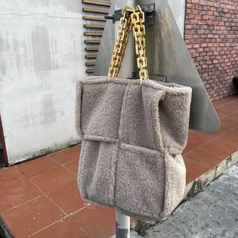 New Designer Women Teddy Fleece Fur Tote Bag Ladies Small Plush Fluffy  Handbags Fashion Fuzzy Clutch Purse - AliExpress