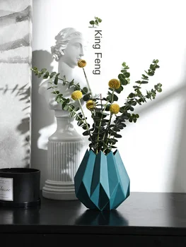 

European Porcelain Vase Modern Fashion Ceramic Tabletop Origami Flower Vase Study Room