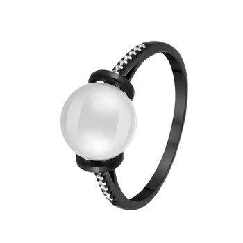 

Кольцо из серебра с жемчугом и фианитами R00095