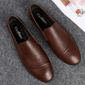 

2019 Men Loafers Shoes New Male British Lazy Men's Casual Shoes Fashion Autumn Pure Drive Footwear Brand Boat Shoes *CS1938