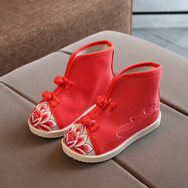 Hanfu girls embroidered shoes and buckles tendon bottom vintage embroidery ethnic style old Beijing children show cloth shoes