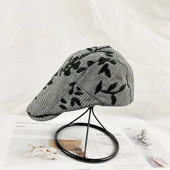 

British forward hat women spring and autumn plaid beret fashion cap men