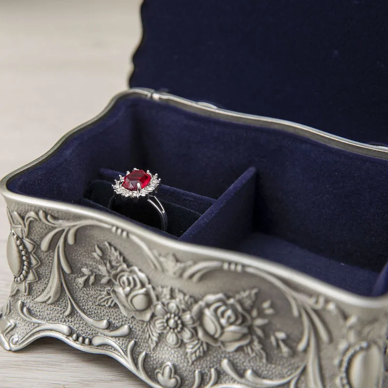 Vintage Jewelry Box Small Trinket Jewelry Storage Box Rose Flower Carved Zinc Alloy Treasure Organizer Chest Jewellery Storage