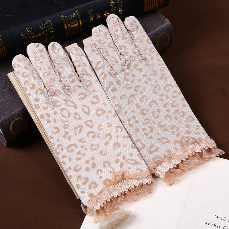 3720591432_930954973