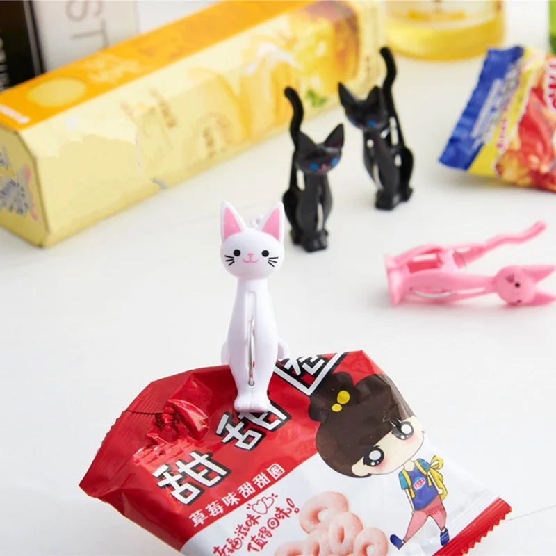 

4pcs Cartoon Plastic Bag Clips Snack Food Bag Sealer Kitchen Gadgets Sealing Machine Cute Cats Shape Portable Clip