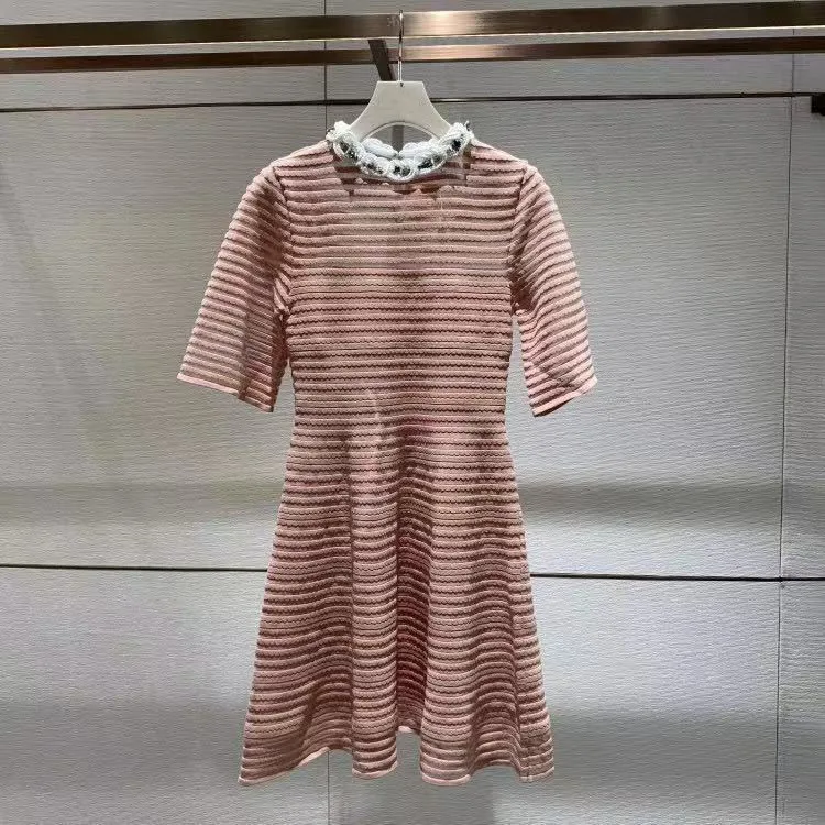 13277504486_560467354_副本