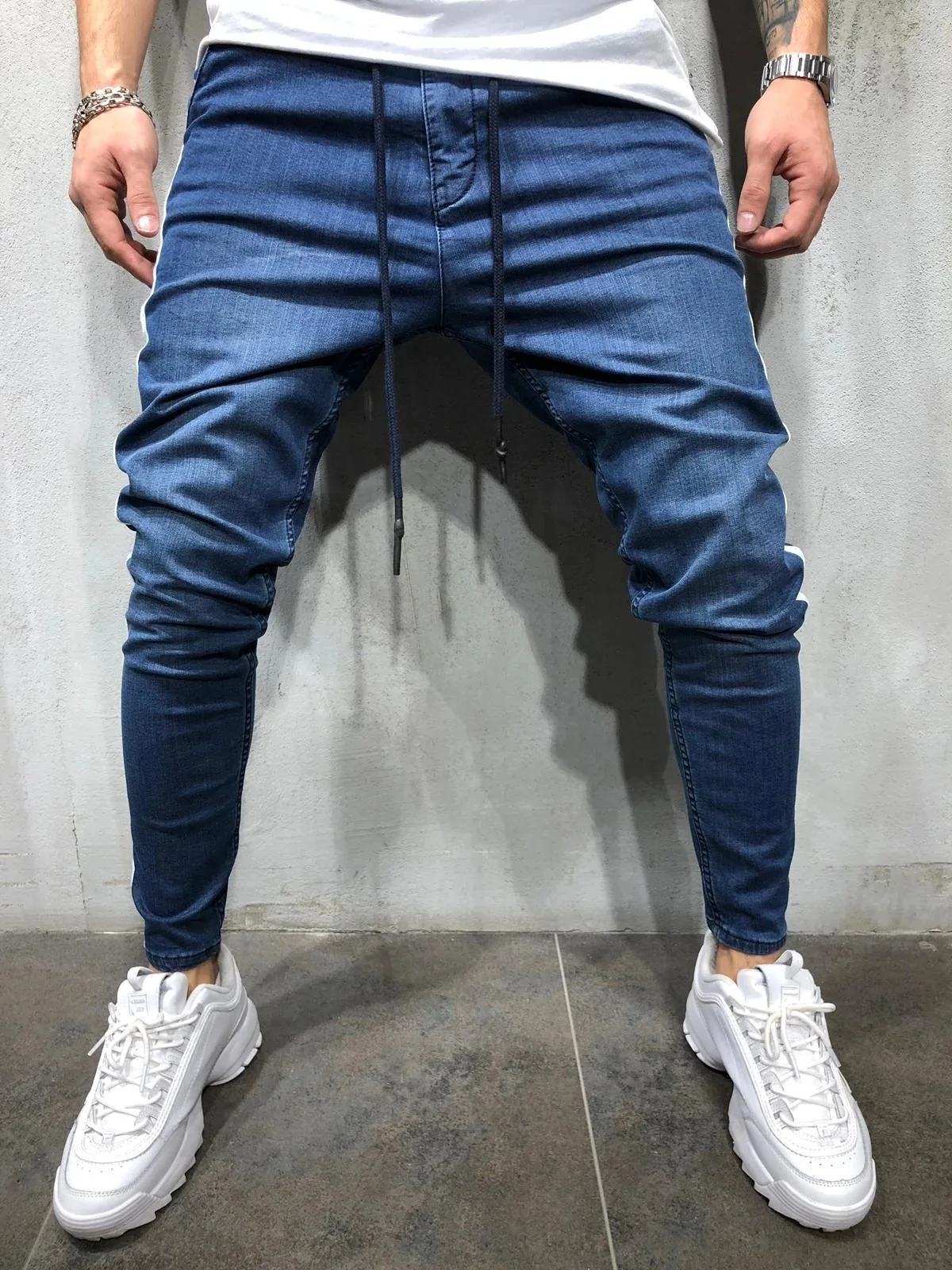 

DIAOOAID 2019 New Streetwear Fashion Hip Hop Skinny Men Solid Jeans Biker White Stripe Stitching Skinny Male Trousers