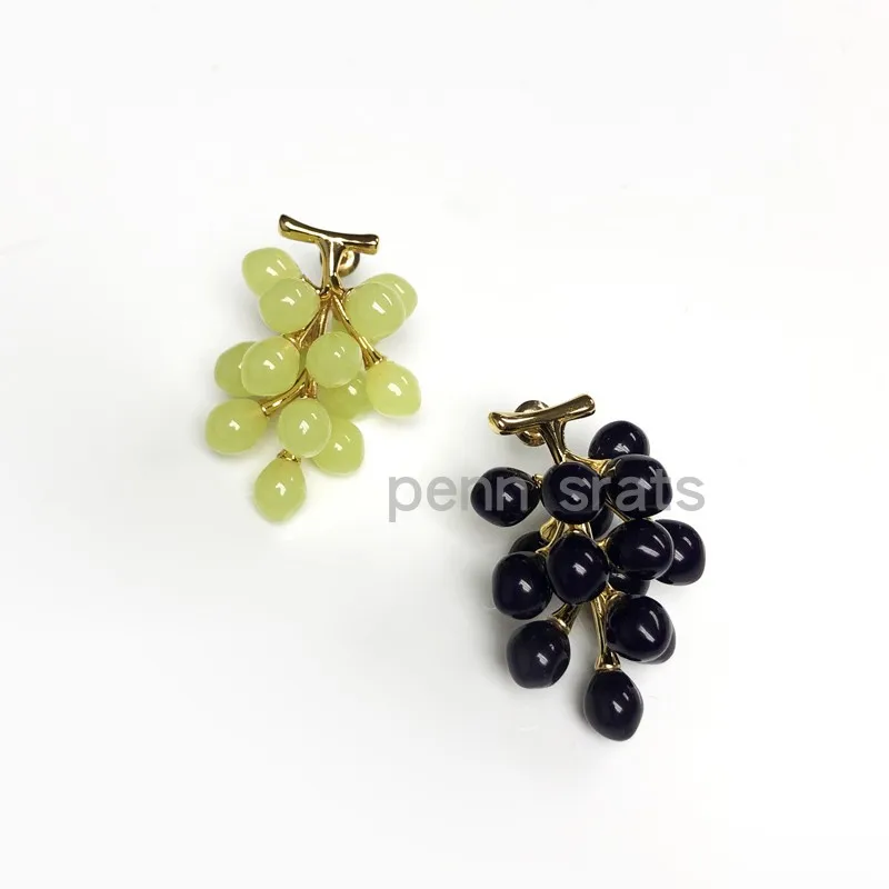 

Creative Exaggeration Jewelry Earrings Popular Simulated Resin Grape Fashion Earrings