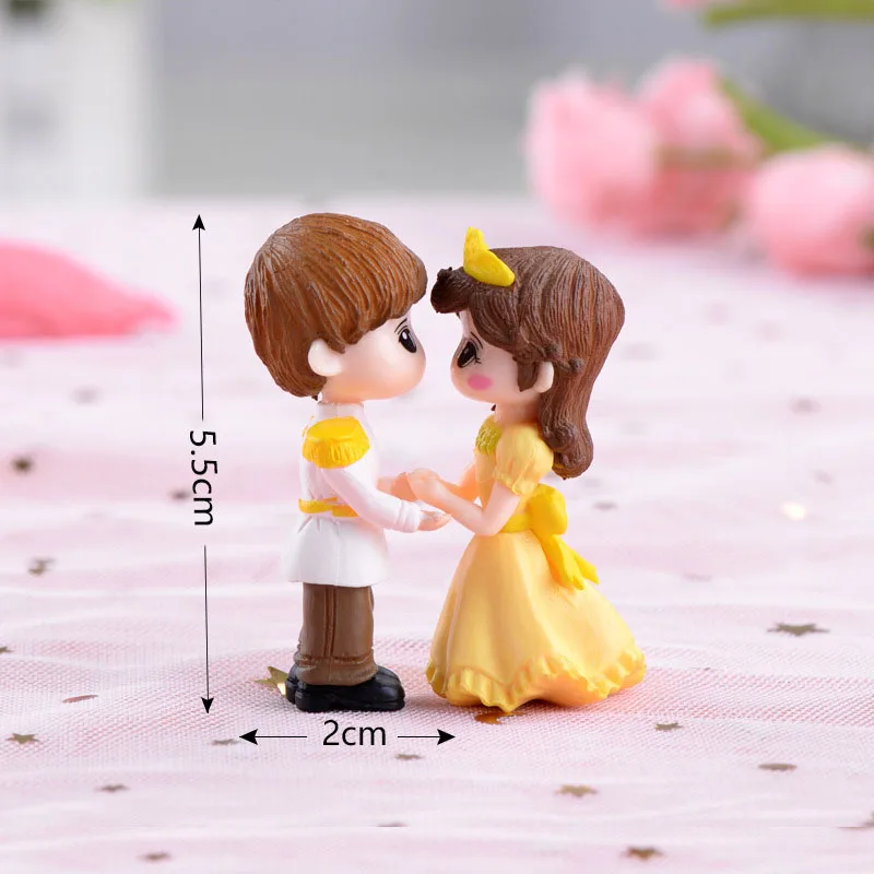 Romantic Miniature Couple Figurines for Wedding Decor and Valentine's Day Gift
