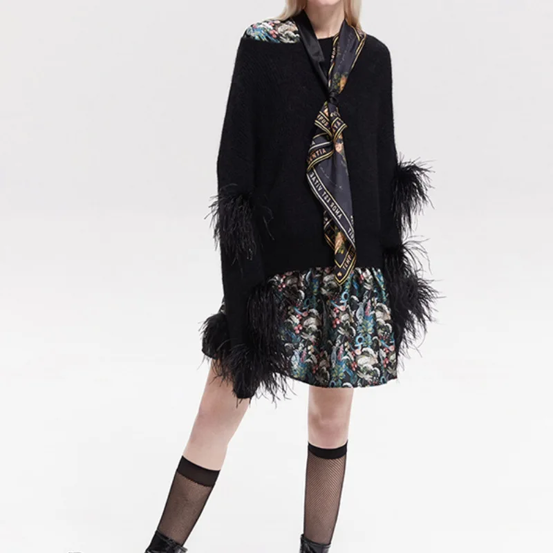

Fall 2019 New Pinball Feather Sleeve Sweater Round Neck Long Sleeve Loose Sweater Black Winter Clothes Black Sweater Women