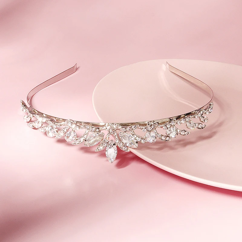 QYY Fashion Bridal Wedding Hair Jewelry Silver Color Crystal Crown and Tiara for Women Accessories Bride Headpiece Prom Gifts