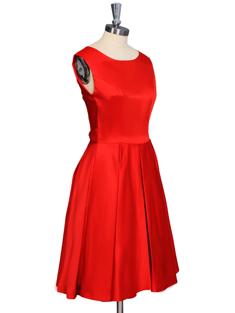 A-Line Scoop Neck Knee Length Satin Homecoming Dress Cocktail Dresses For Wedding Party