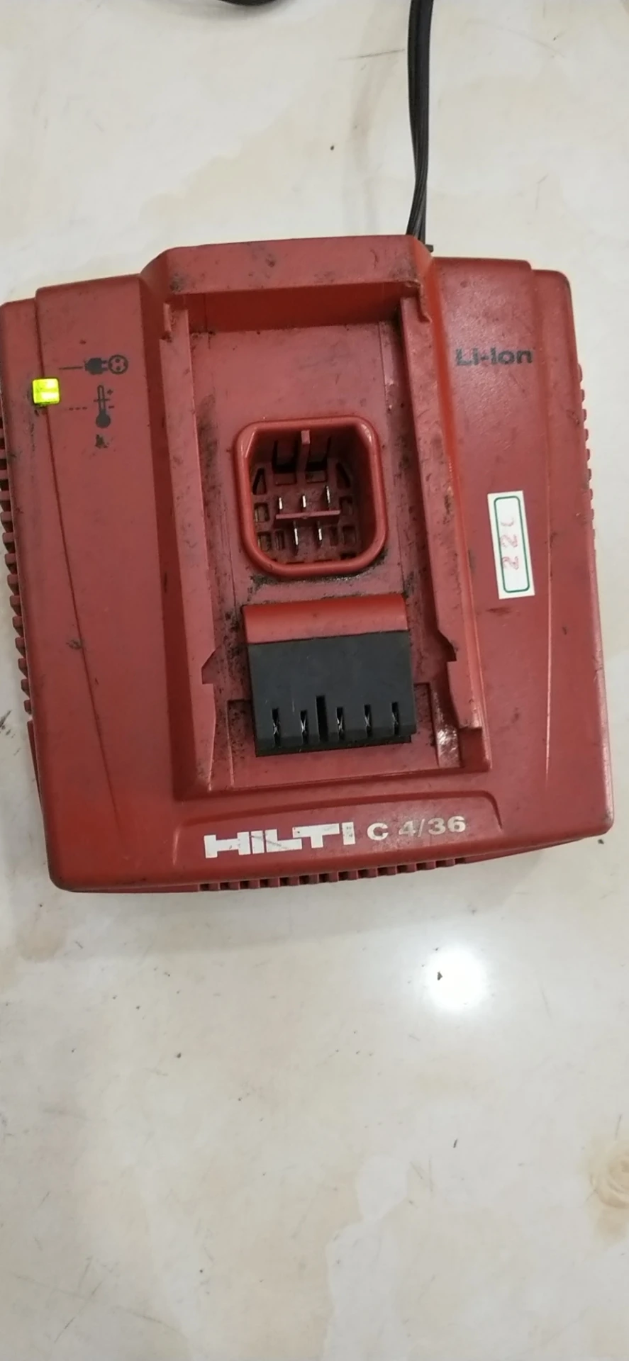 Оригинальное зарядное устройство HILTI C4 /36 подходит для: аккумулятора 14 4 В 22 в 36 |
