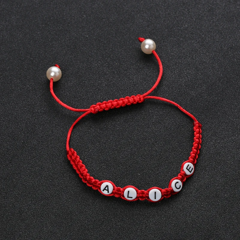 Персонализированные буквы pulseiras Красная Нить струны смолы жемчуг diy браслет имя ювелирные изделия браслеты ручной работы для женщин аксессуары подарок