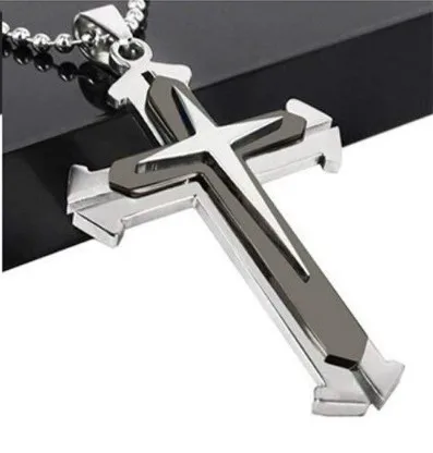 

Hot Selling Leap Future Unisex Slit Stainless Steel Cross Pendant Jesus Cross Pendant Necklace
