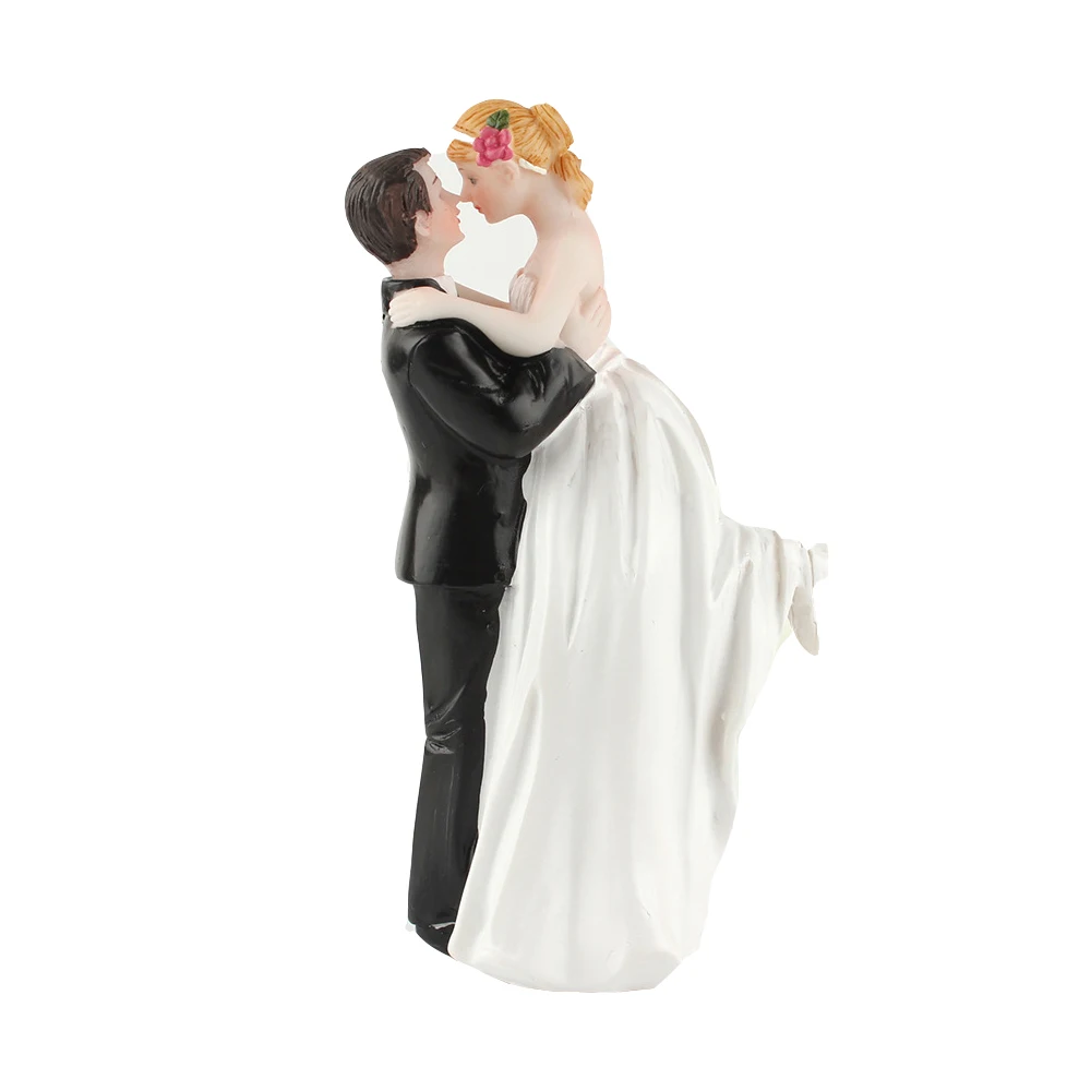 

Western-style cake doll bride and groom doll happy bride and groom wedding gift toy