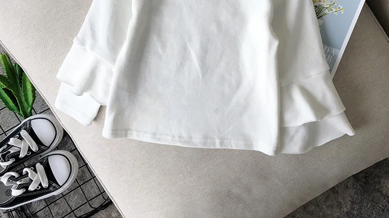 9406376007_445845380