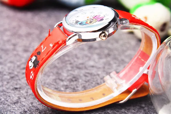 Relógio infantil com pulseira pu da disney,