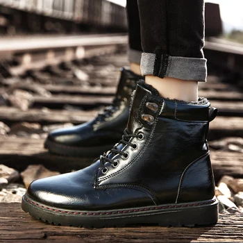 

Martin Boots 2020 Winter Spring Military leather boots for men Combat Tooling boots Warm booties army shoes Motorcycle Boots