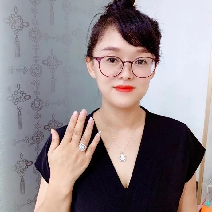  5 ct moissanite Ʈ  Ͱ   Ƽ     