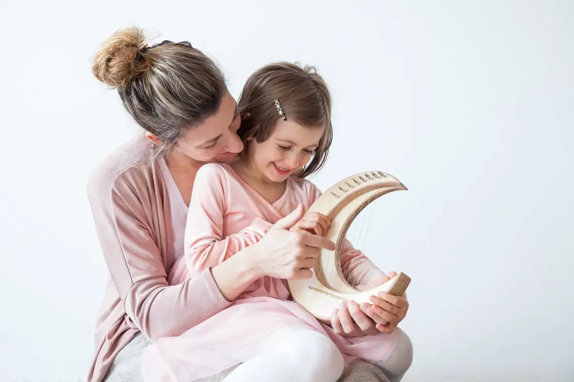 lyre little crescent moon small harp mini string instrument