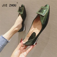 Женская Повседневная обувь из лакированной кожи; офисные лоферы на низком каблуке; женские красивые водонепроницаемые Мокасины с металлической пряжкой; женская обувь на плоской подошве