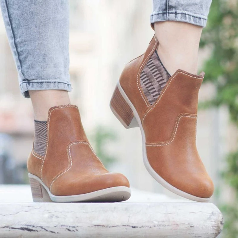 

Women Ankle Martin Boots 2019 Autumn Female Casual Shoes Woman Flat Fashion Platform Round Toe Buckle Strap Solid Comfortable