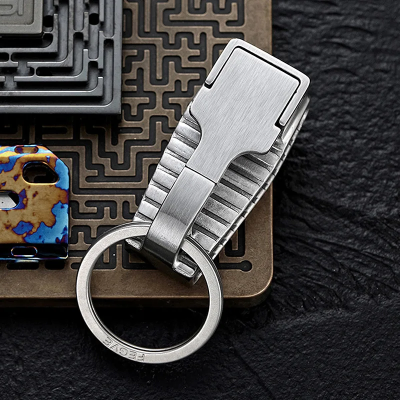 

316L Stainless Stee Keychain Luxury Men Women Key Chain Car Key Ring Holder Belt Hanging Buckle for Father's Day Gift Wholesale