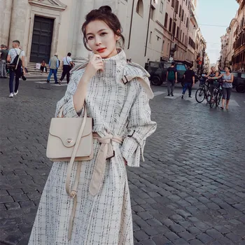 

2020 Vintage Plaid Woolen Coat Women Autumn Winter Clothing Casual Standing collar Slim Long Trench Coats Women Overcoats N1176