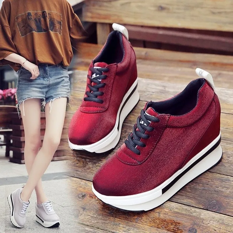 

2020 Black Red Platform Outdoor Shoes Hidden Heel Thick Sole Slip On Creepers Wedge Increase Shoes Ladies For Women