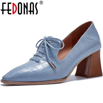 

FEDONAS High Quality Women Cross-Tied Pumps Square Heels Shoes 2020 Summer Patent Leather Pumps Butterfly Knot Prom Shoes Woman