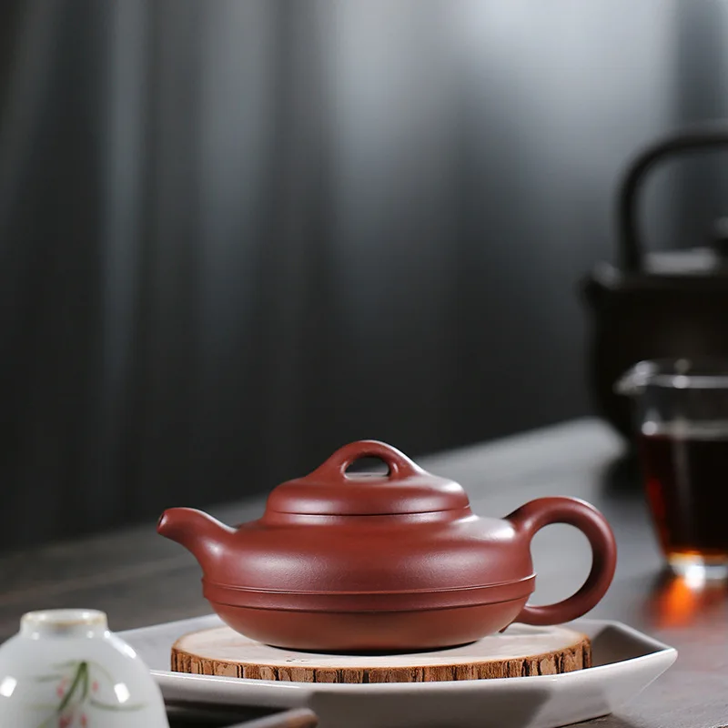 

purple clay pot expert pure hand-made round pot raw ore Purple mud 300cc national assistant worker Lu Weiping teapot