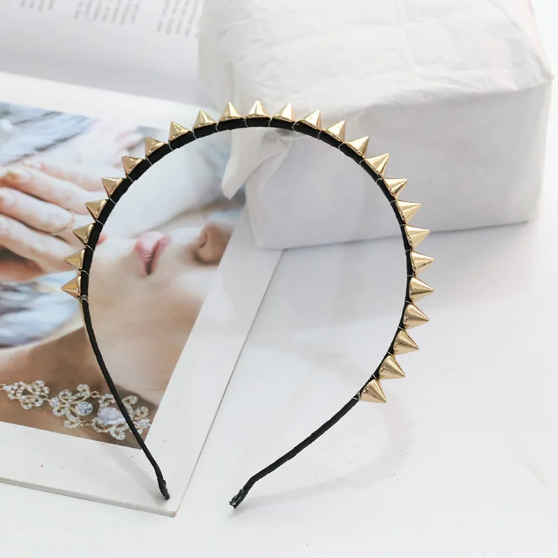 

Metal Rivet Punk Hairbands For Women Retro Hair Accessories Girls Headband for Girls Retro Headbands Head Wrap