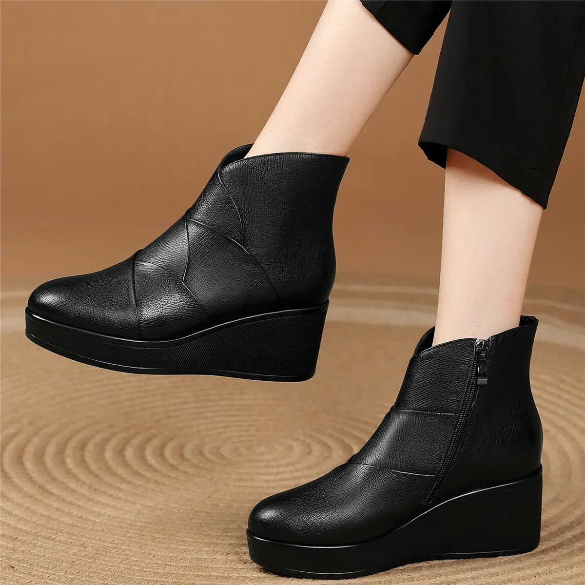 

Winter Fashion Sneakers Women Genuine Leather Wedges High Heel Platform Pumps Shoes Female Round Toe Ankle Boots Casual Shoes
