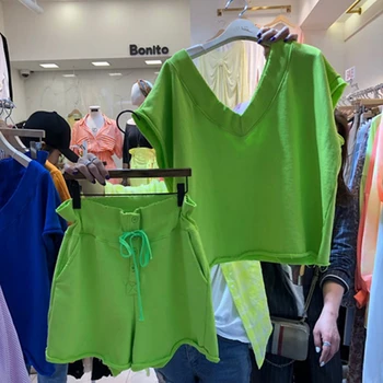 

2020 New Summer Korean Women Tracksuit Short Sleeve V-neck T Shirt Lace Up Buttons Waist Shorts Two Piece Set casual suits