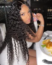 Remy onda profunda peluca Frontal 13x4 del pelo humano del frente del cordón pelucas con minimechones Preplucked y nudos blanqueados Pelo Rizado Peluca de cabello humano