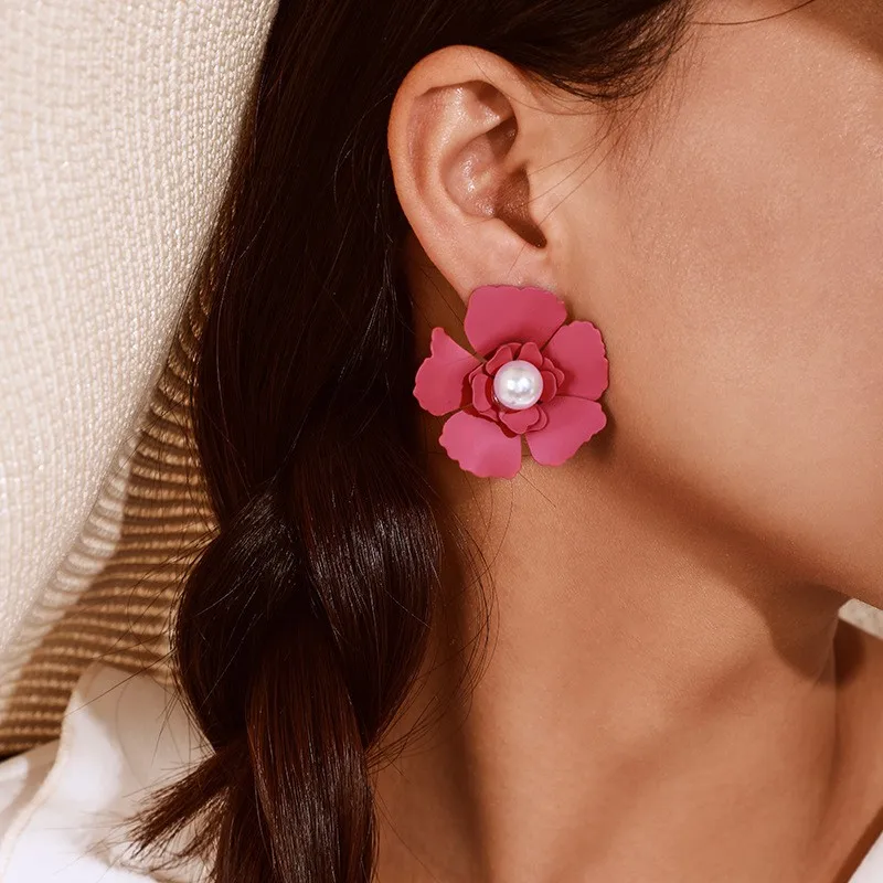 

Geometric Flower Earrings for Women Fashion Trendy Charms Statement Elegant Stud Earring Jewelry Gift for Girls