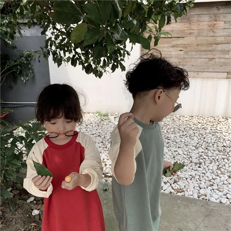 Детская одежда осень г. Новые корейские свитшоты в стиле пэчворк с длинными рукавами для маленьких девочек, детские длинные топы с круглым воротником