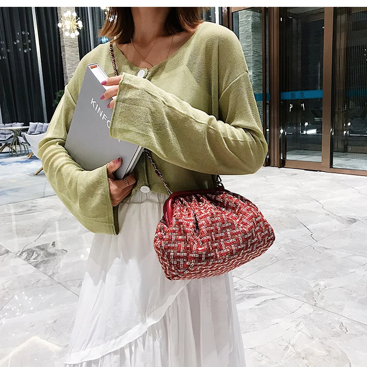 New Ladies Dumplings Package Simple Solid Fashion Trend Wild Personality Chain Shoulder Messenger Bag Chic Clutch and Purse