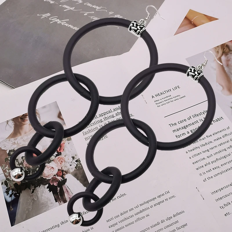 UKEBAY Minimalistische Doppelkreis-Ohrhänger, handgefertigter Boho-Schmuck aus Gummi, Party- und Alltagsaccessoire, trendige Modeaccessoires – Detail 8