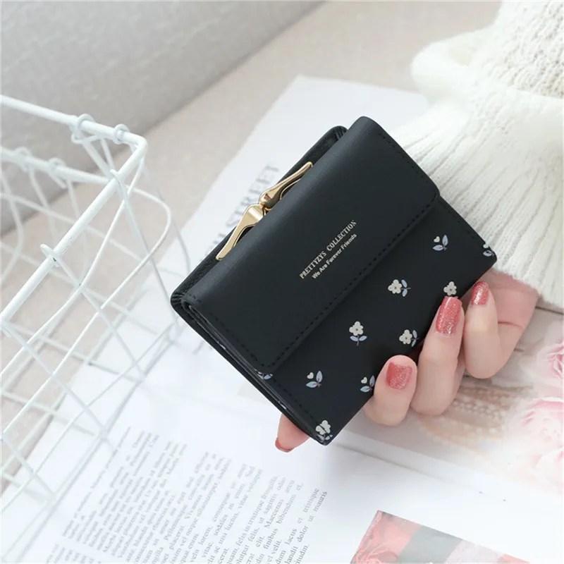 

New Short Buckle Wallet Korean Version Of The Triple Small Fresh And Simple Personality Small Flowers Mini Ladies Money Clip