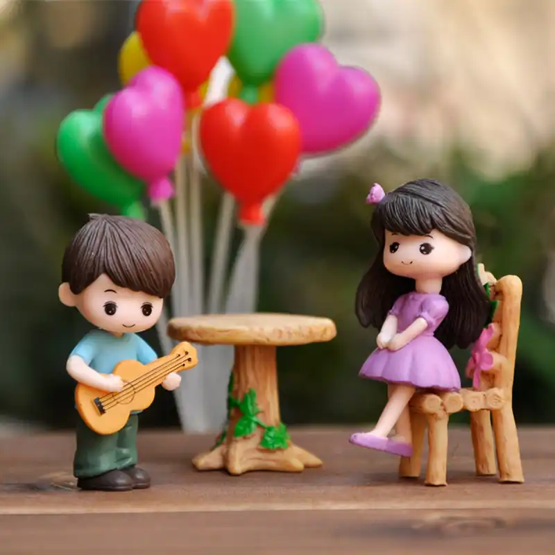 miniature couple dolls