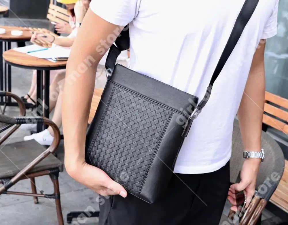 

Fashion for man handbag 2019 Luxury designer Damier Cobalt Inclined shoulder weaving messenger bag