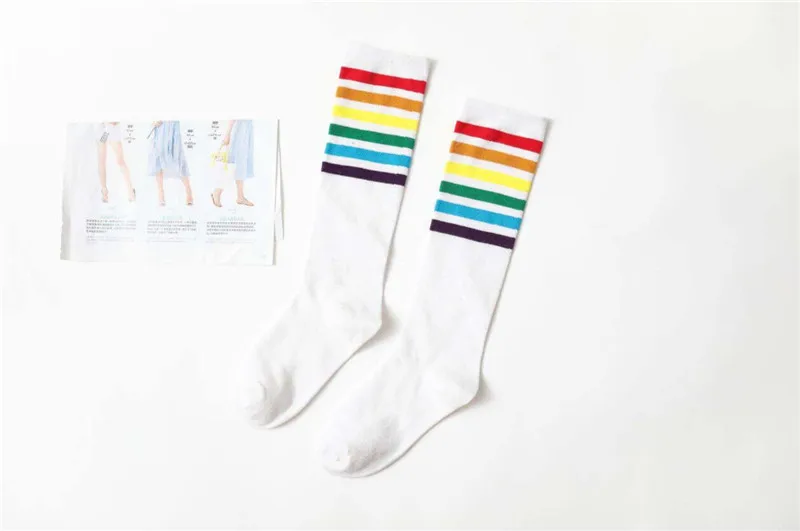 Новое поступление женские длинные носки Разноцветные полоски хлопок сексуальные радужные носки студенческий стиль вечерние уличные danci