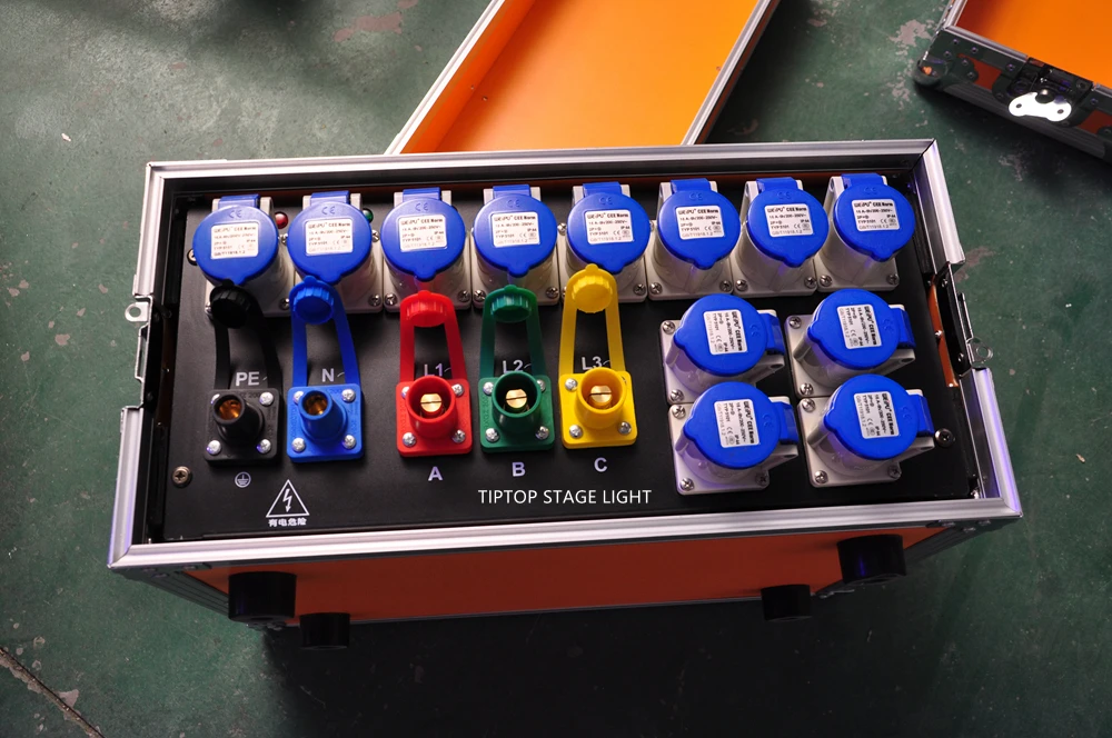 Усовершенствованный источник питания 5U FLightcase Gigertop 12 канальный