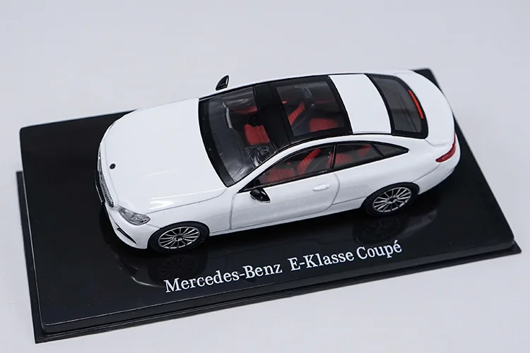 1:43 E300 E-KASE Coupe модель сплава автомобиля статические высокой моделирования металлические модельные автомобили с оригинальной коробкой