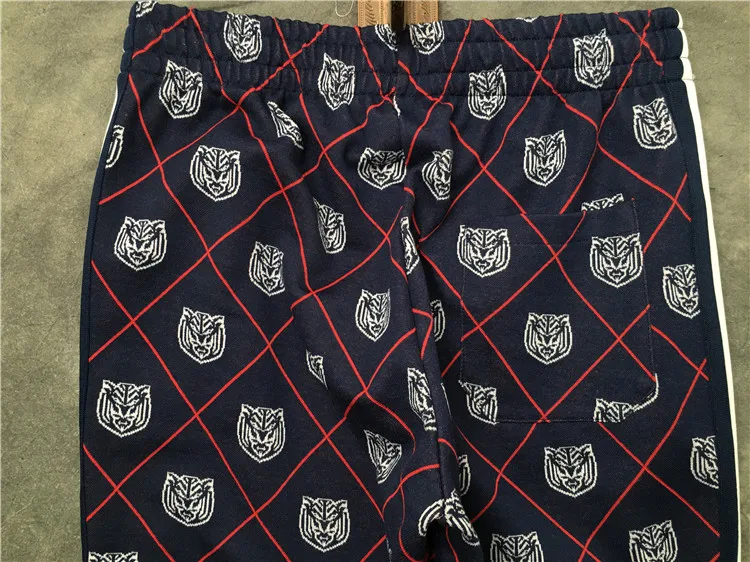Высокая Новинка Высокая роскошь 19ss мужские леопардовые тигр кошка удобные Классические Пейсли 4 белые брюки, тренировочные брюки в повседневном стиле# E26
