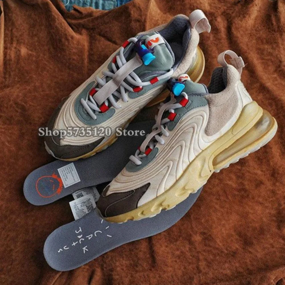 travis scott chaussure 2020
