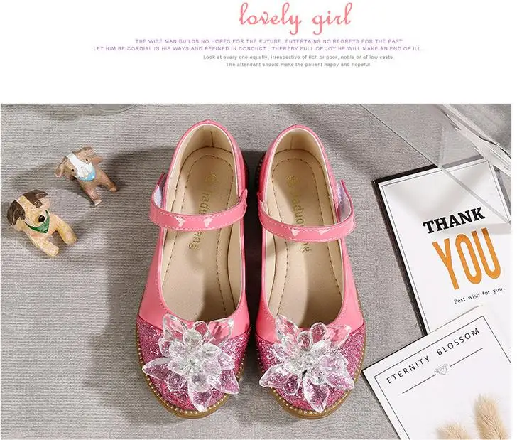 Обувь Золушки для маленьких девочек; Новая модная Праздничная обувь принцессы Эльзы; обувь с кристаллами для девочек; босоножки с блестками для школы