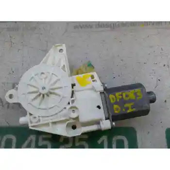 

WINDOW MOTOR FRONT LEFT MERCEDES M-CLASS (W164) 3.5 V6 CAT 5PINS A2518200742 0130822273 [16826147]